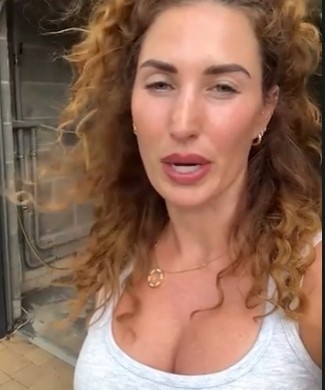 惊险！太阳报：有窃贼试图强闯特里皮尔妻子住所，后者赶忙报警
